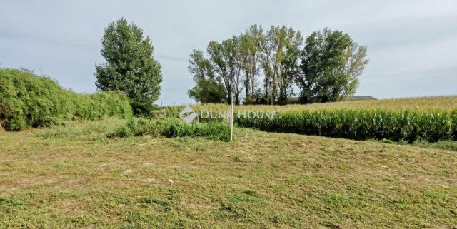 Eladó családi ház, Csurgón 11.9 M Ft, 2 szobás