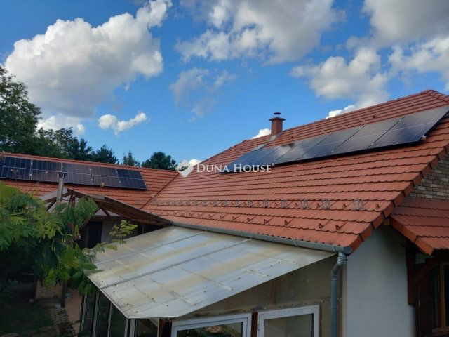 Eladó családi ház, Bábonymegyeren 155 M Ft, 7 szobás