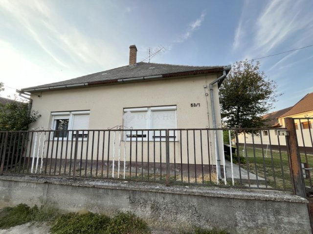Eladó családi ház, Madocsán 32.9 M Ft, 3 szobás