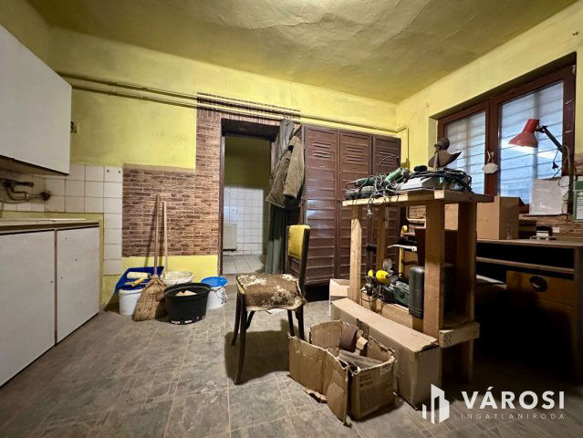 Eladó ipari ingatlan, Salgótarjánban 15.9 M Ft