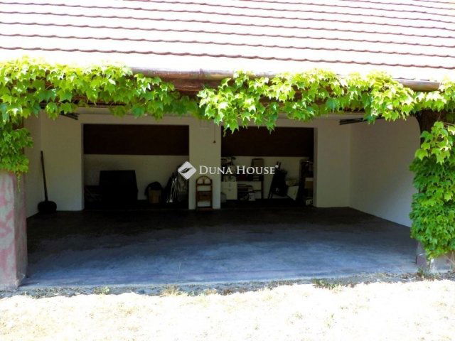 Eladó mezogazdasagi ingatlan, Lovasberényben 134.7 M Ft, 4 szobás