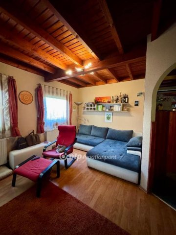 Eladó ikerház, Szigetszentmiklóson 83.5 M Ft, 4 szobás