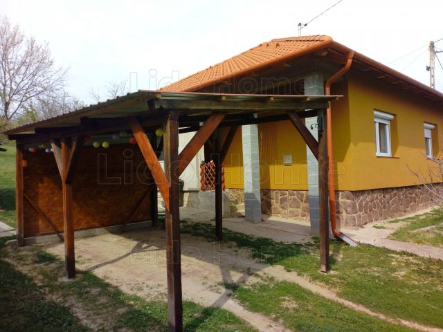 Eladó családi ház, Kapolyon 45.9 M Ft, 3 szobás