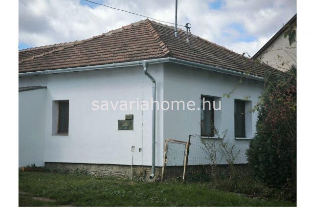 Eladó családi ház, Jákon 45 M Ft, 4 szobás