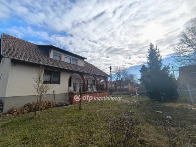 Eladó családi ház, Gárdonyban 99.9 M Ft, 3+3 szobás