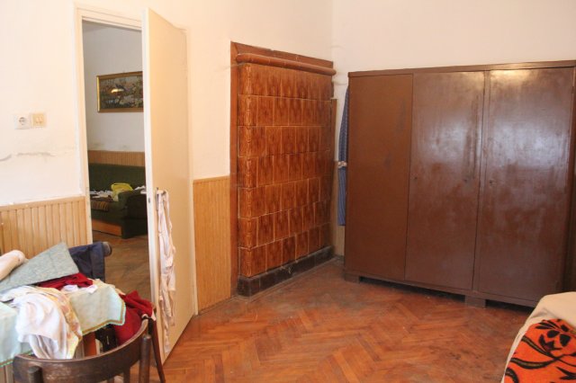 Eladó családi ház, Fertődön 35 M Ft, 2 szobás