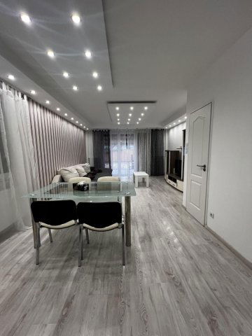 Kiadó sorház, albérlet, Debrecenben 450 E Ft / hó, 3 szobás