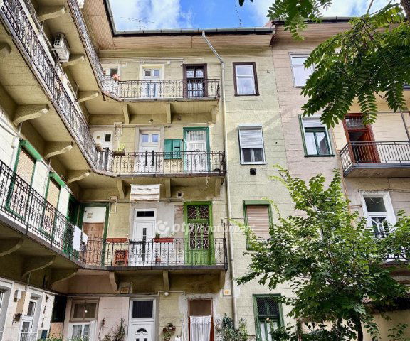 Eladó téglalakás, Budapesten, VII. kerületben 83.9 M Ft