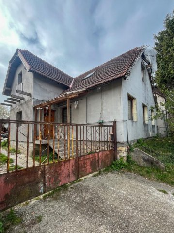 Eladó családi ház, Szomódon 39 M Ft, 5 szobás