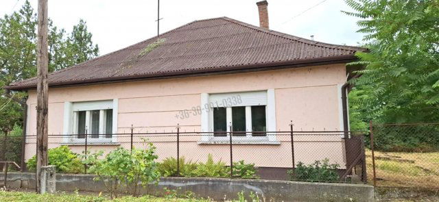 Eladó családi ház, Boconádon 25.9 M Ft, 3 szobás