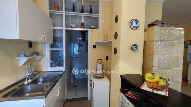 Eladó családi ház, Sümegen 31 M Ft, 4 szobás