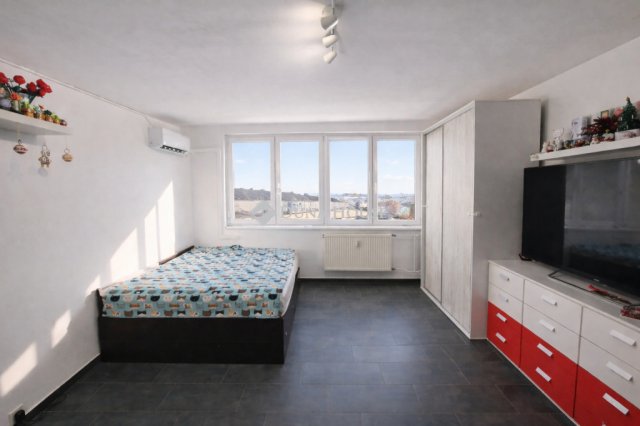 Eladó panellakás, Budapesten, XX. kerületben 67.9 M Ft, 2 szobás