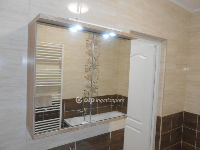 Eladó sorház, Kajászón 99.99 M Ft, 4 szobás