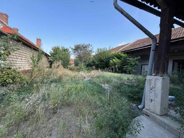 Eladó ipari ingatlan, Békéscsabán, Békési úton 50 M Ft