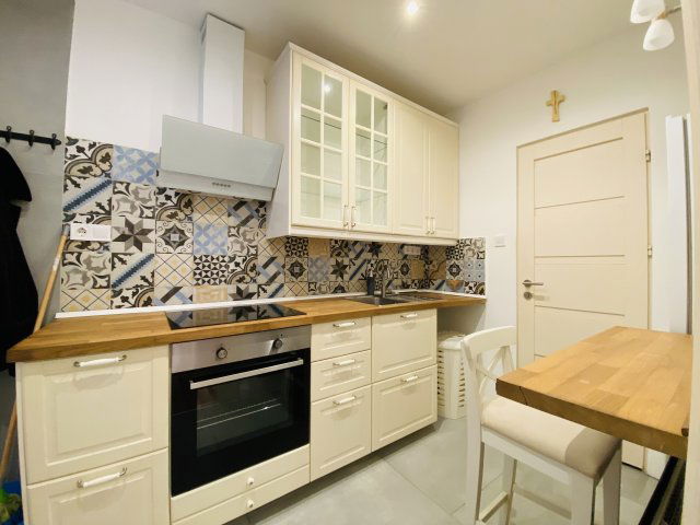 Kiadó téglalakás, albérlet, VI. kerületben, Podmaniczky utcában