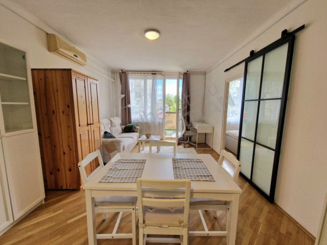 Eladó téglalakás, Budapesten, IV. kerületben, Árpád úton