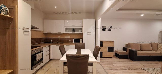 Eladó téglalakás, Budapesten, VIII. kerületben 86.9 M Ft