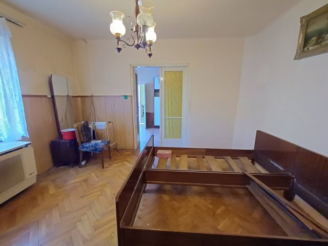 Eladó családi ház, Pilisvörösváron 59.9 M Ft, 3 szobás