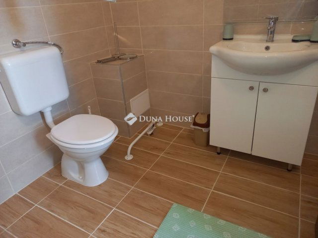 Kiadó családi ház, albérlet, Tiszapalkonyán 95 E Ft / hó