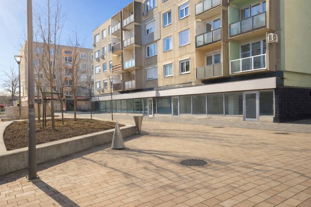 Eladó üzlethelyiség, Tatabányán 79 M Ft / költözzbe.hu