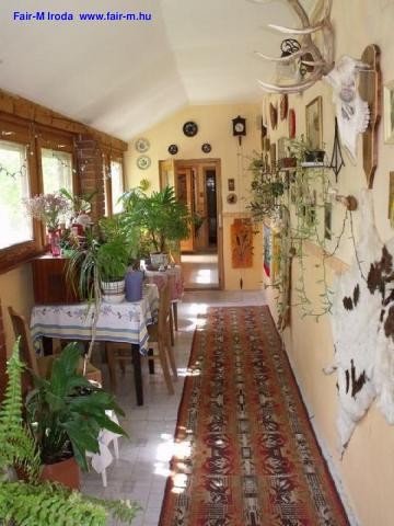Eladó családi ház, Hódmezővásárhelyen 9.9 M Ft, 3 szobás