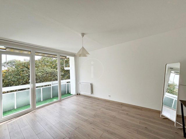 Eladó panellakás, Budapesten, XV. kerületben 78.9 M Ft, 3 szobás