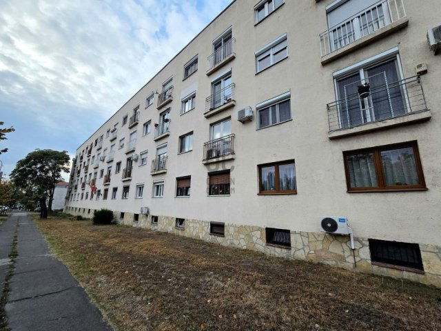 Eladó téglalakás, Budapesten, XXI. kerületben 54.5 M Ft