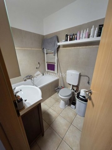 Eladó téglalakás, Budapesten, XIV. kerületben 137 M Ft, 3 szobás