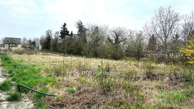 Eladó telek, Ikrényen 9 M Ft / költözzbe.hu