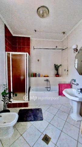 Eladó családi ház, Salgótarjánban 64.9 M Ft, 5 szobás