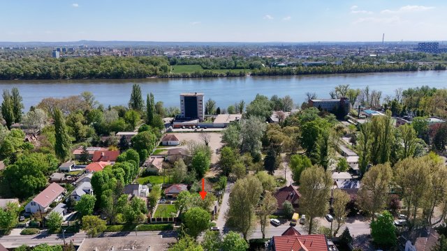 Eladó telek, Budapesten, III. kerületben 120 M Ft
