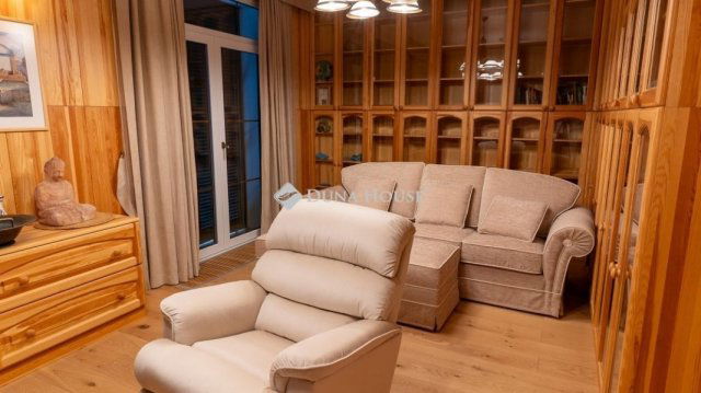 Eladó családi ház, Visegrádon 571.5 M Ft, 4 szobás