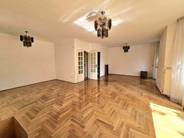 Kiadó téglalakás, albérlet, II. kerületben, Szent István utcában