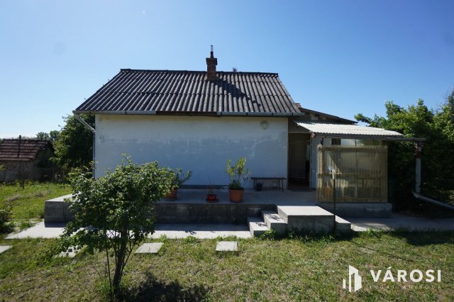 Eladó családi ház, Ecseren 48 M Ft, 1 szobás