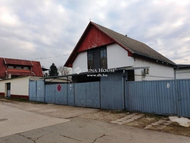 Eladó családi ház, Gödön 169 M Ft, 5 szobás