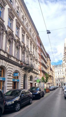 Kiadó téglalakás, albérlet, Budapesten, VI. kerületben