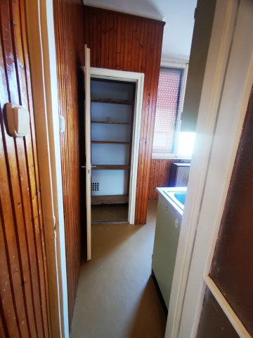 Eladó panellakás, Mezőtúron, Szabadság téren 23.99 M Ft