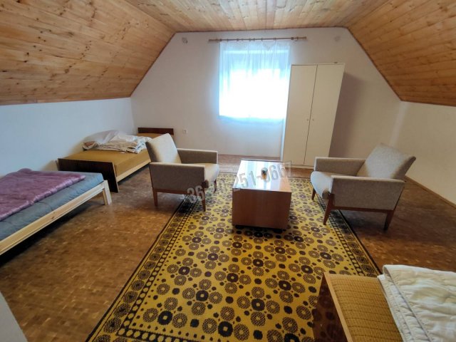 Kiadó családi ház, albérlet, Mohácson 300 E Ft / hó, 5 szobás