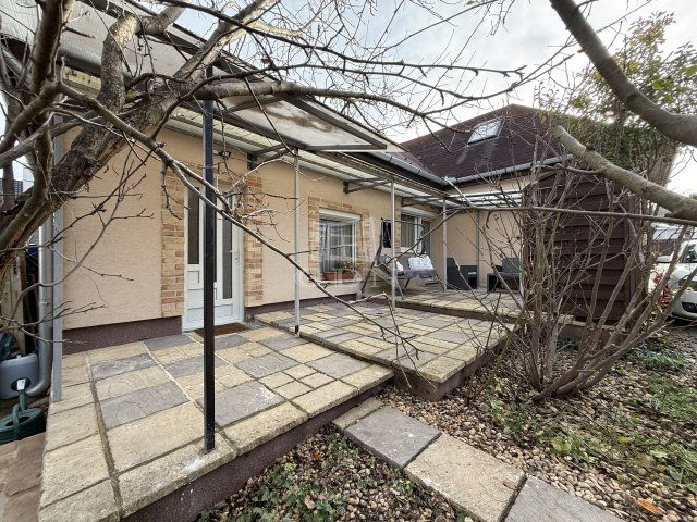 Eladó ikerház, Pécelen 54.99 M Ft, 2 szobás