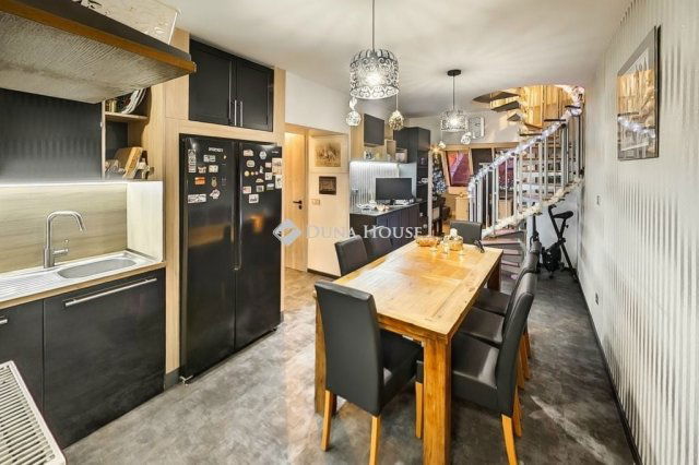 Eladó téglalakás, Kecskeméten 83.9 M Ft, 4 szobás