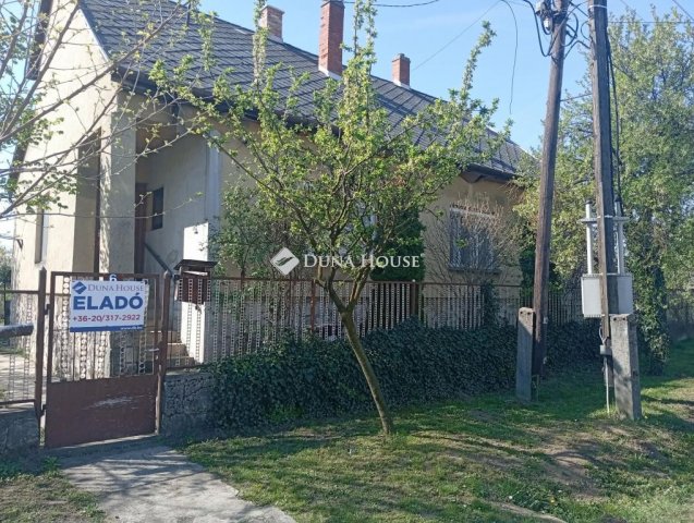 Eladó családi ház, Kisbéren, Beyr utcában 39 M Ft, 3 szobás
