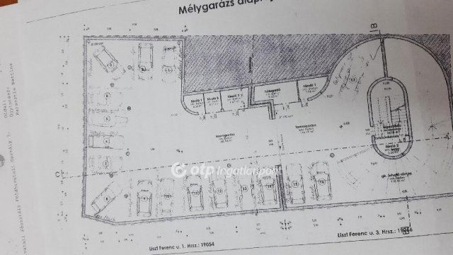 Eladó garázs, Pécsett 4.29 M Ft / költözzbe.hu