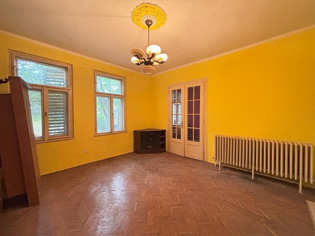 Eladó családi ház, Budapesten, III. kerületben 139.9 M Ft