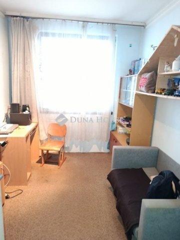 Eladó panellakás, Debrecenben 48.5 M Ft, 2 szobás