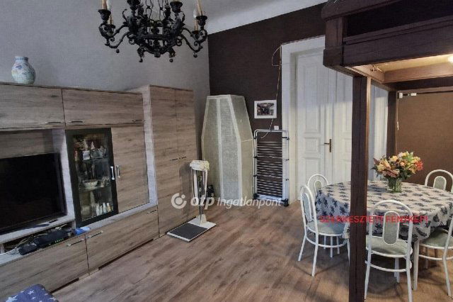 Eladó téglalakás, Budapesten, VIII. kerületben 64.9 M Ft