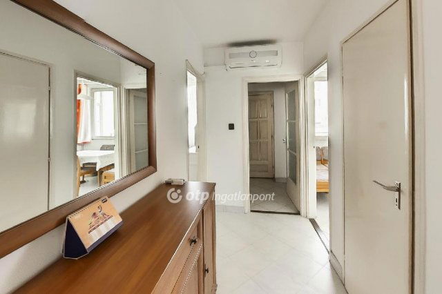 Eladó téglalakás, Szegeden 74.9 M Ft, 3 szobás