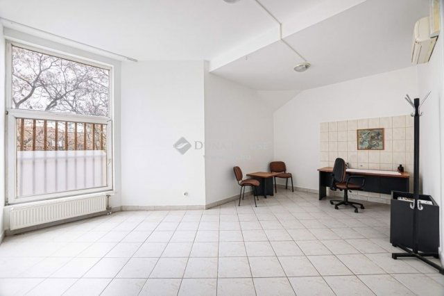 Eladó téglalakás, Budapesten, XXI. kerületben 78.9 M Ft