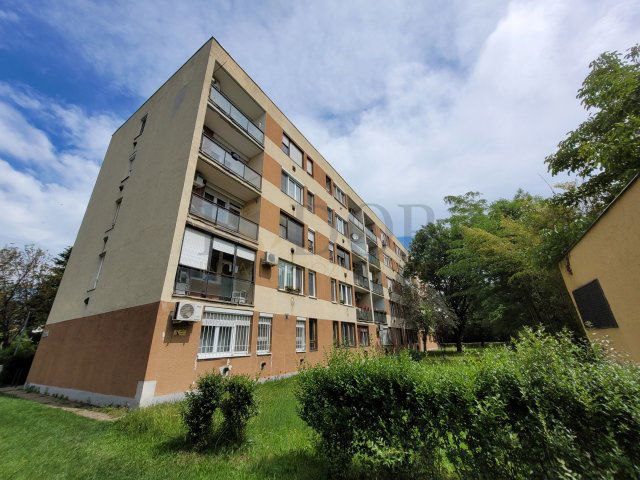 Eladó téglalakás, Budapesten, X. kerületben 41.9 M Ft, 1 szobás
