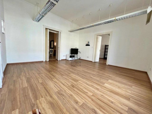 Eladó téglalakás, Budapesten, VIII. kerületben 92.9 M Ft