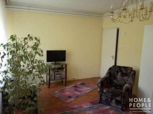 Eladó téglalakás, Szegeden 53.9 M Ft, 2 szobás